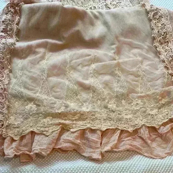 RYU Women's Boho Flowy Mini dress Tan crochet top with lace detailing fairycore - Picture 11 of 13